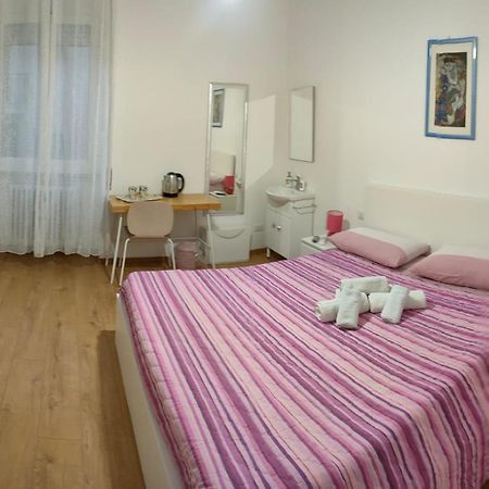 La Casa Di Mimma Hotel Matera Bagian luar foto